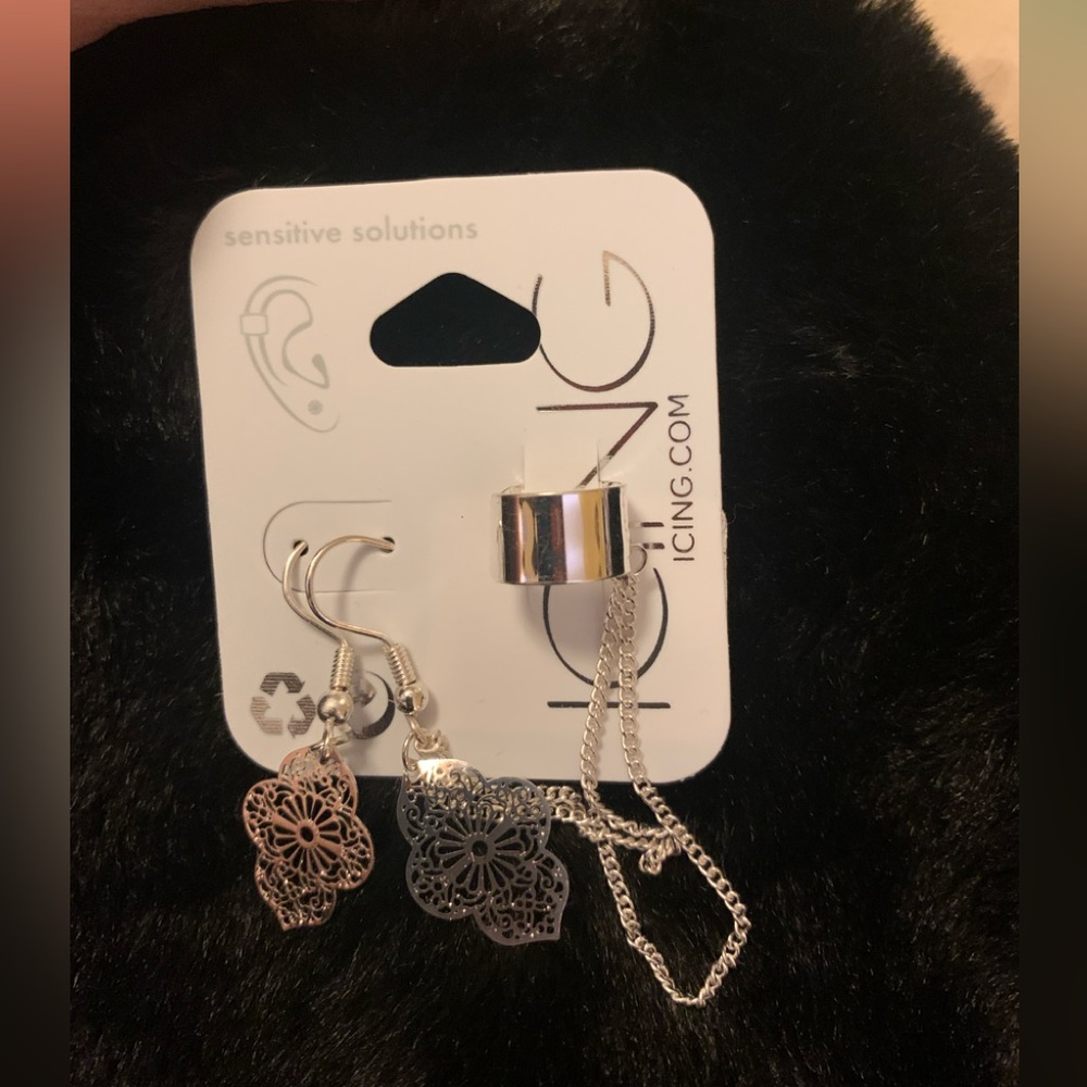 ICING silver tone earring pair with earcuff